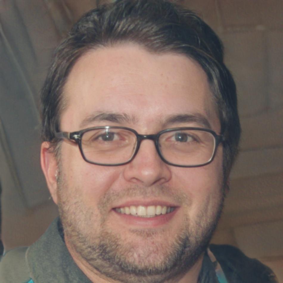 Амир Тулеубаев - ведущий преподаватель дизайна